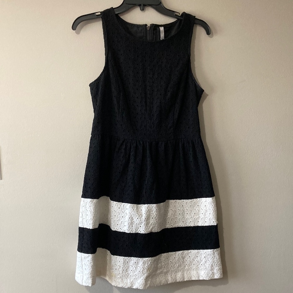 Kenzie black and white dress